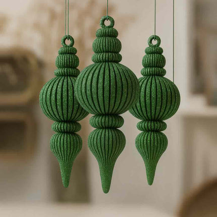 Cristella | set decorativ cu 3 globuri sculpturale de Crăciun