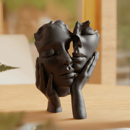 Esencia | artă poetică a îmbrățișării