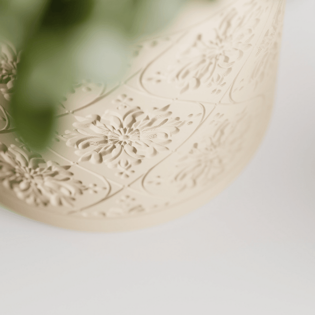 Ellaro – ghiveci floral cu model în relief