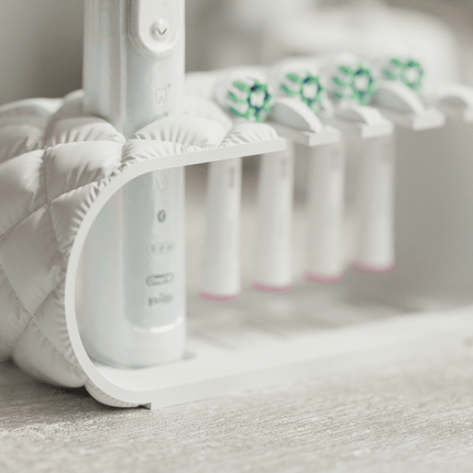 Alura – suport periuță electrică și capete de rezervă