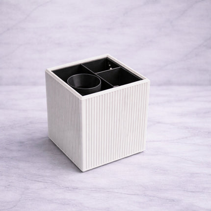 Verno | suport de pixuri cu design vertical pentru birou
