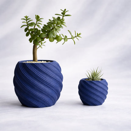 Kalony – ghiveci decorativ cu striații spiralate și formă organică
