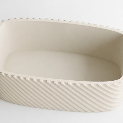 Seron – ghiveci rectangular cu textură fină și colțuri rotunjite