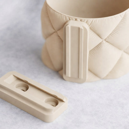 Strave – ghiveci de perete cu tăviță, design Inflated Cloth