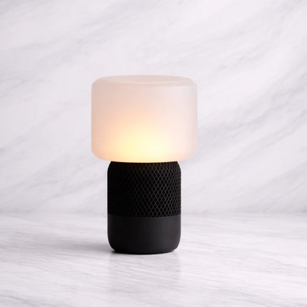Bastian – lampă HomePod Edition, disponibilă în variante LED & Bulb