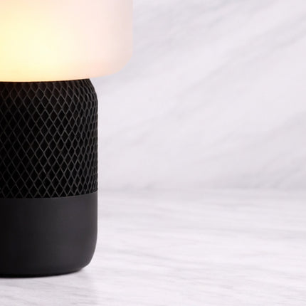 Bastian – lampă HomePod Edition, disponibilă în variante LED & Bulb